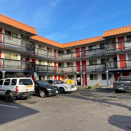 Portland Inn Екстер'єр фото
