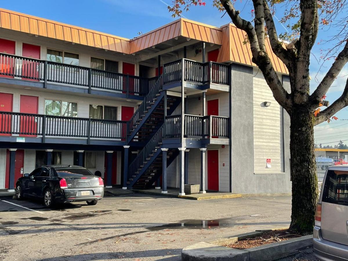Portland Inn Екстер'єр фото