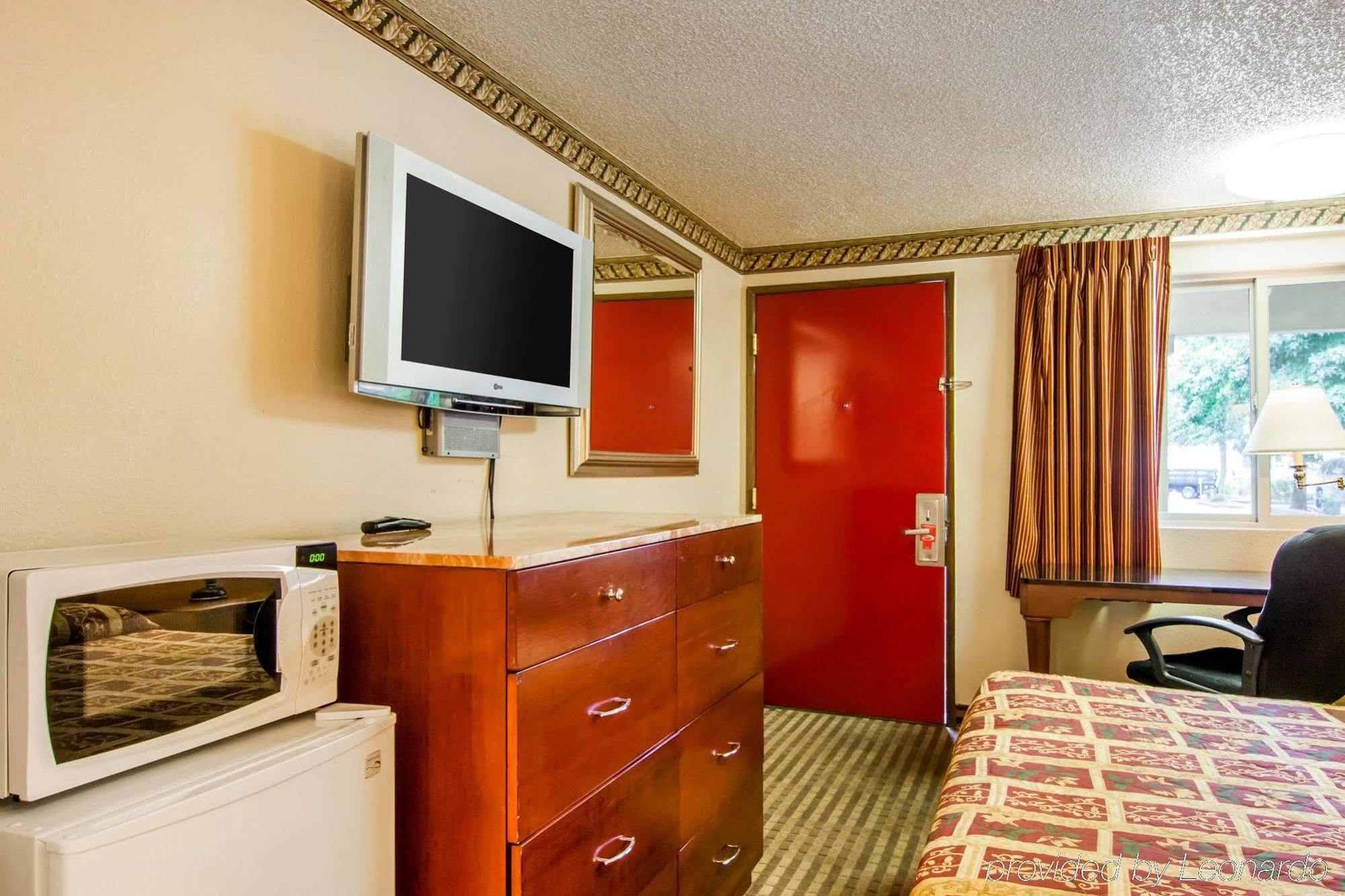Portland Inn Екстер'єр фото