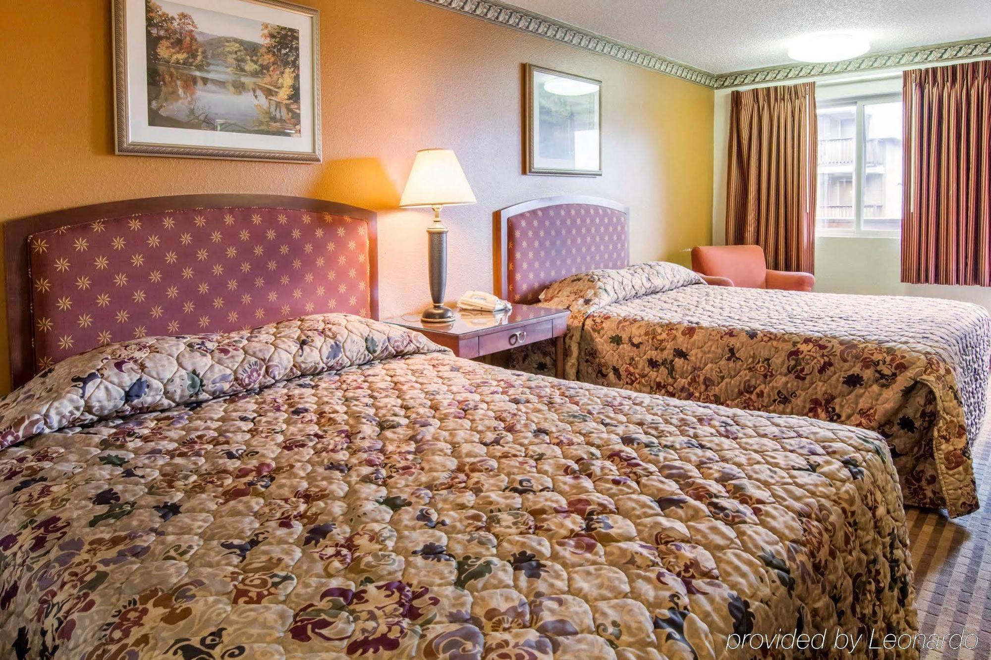 Portland Inn Екстер'єр фото